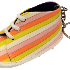 LLAVERO DE ZAPATITOS DE MUÑECOS SURTIDOS. PRECIO POR UNIDAD.