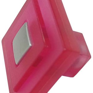 TIRADOR POMO CUADRADO DE 35MM COLOR MAGENTA 35X35X20MM. CON DECORACION CENTRAL CUADRADA CON RESALTE Y COLOR PLATA EN EL CENTRO.